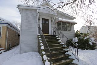 3417 N Kostner Avenue, Chicago, IL 60641