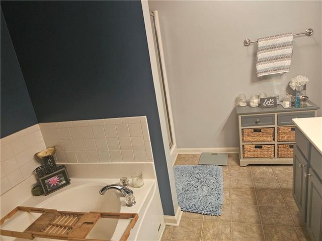 351 Creek Manor Way, Suwanee, GA 30024