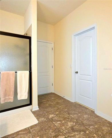 2653 LIMERICK CIRCLE, Grand Island, FL 32735