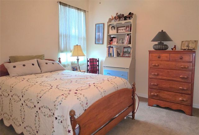 2653 LIMERICK CIRCLE, Grand Island, FL 32735