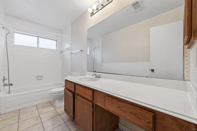 17423 Saxon Drive, Houston, TX 77095