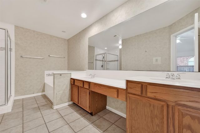 17423 Saxon Drive, Houston, TX 77095