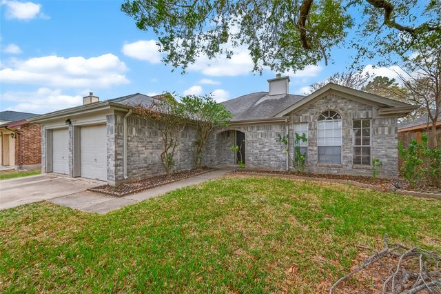17423 Saxon Drive, Houston, TX 77095