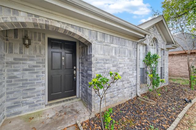 17423 Saxon Drive, Houston, TX 77095