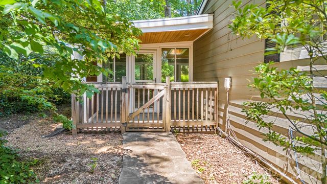 78 Grovewood Road, Asheville, NC 28804