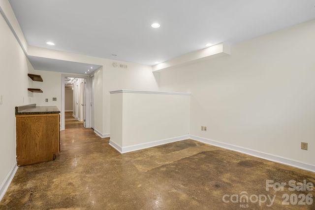 78 Grovewood Road, Asheville, NC 28804