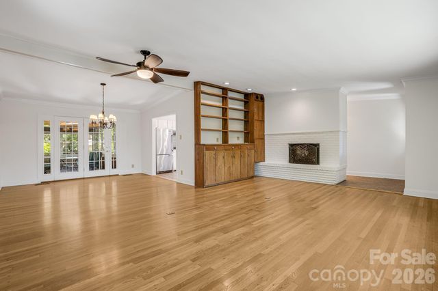78 Grovewood Road, Asheville, NC 28804