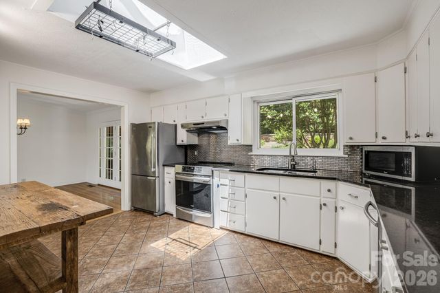 78 Grovewood Road, Asheville, NC 28804