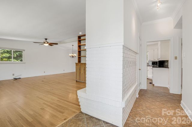 78 Grovewood Road, Asheville, NC 28804