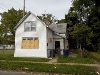 598 High Street, Buffalo, NY 14211