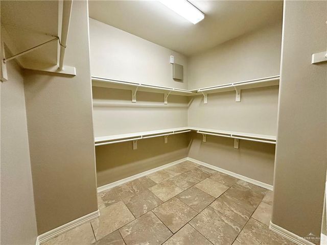 2423 E 21st Street, Mission, TX 78572