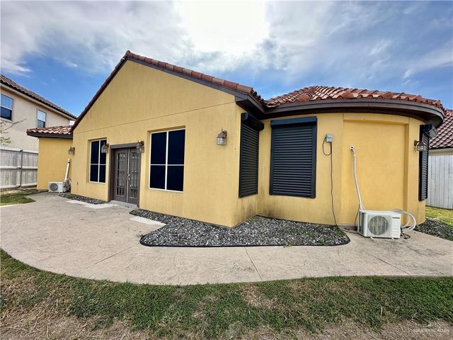 2423 E 21st Street, Mission, TX 78572