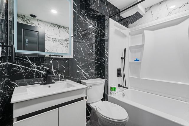 1903 Farmhouse Way, Florence, KY 41042