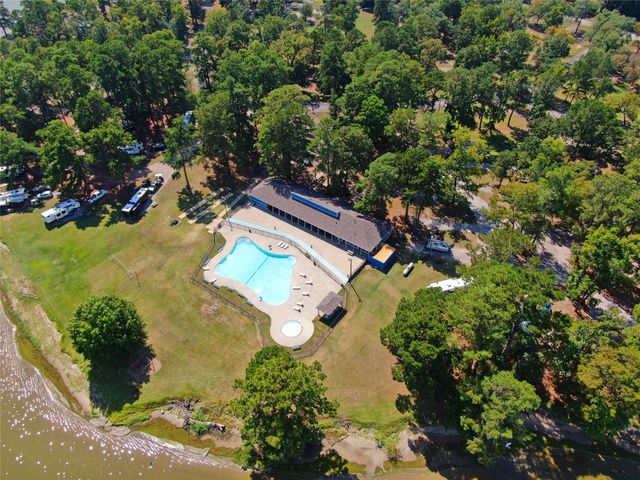 89 Heatley Street, Trinity, TX 75862