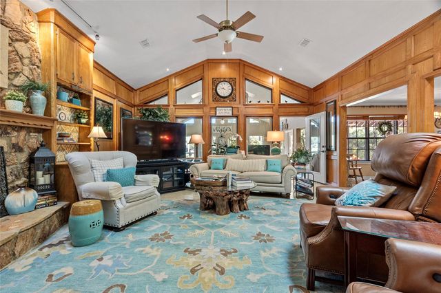 89 Heatley Street, Trinity, TX 75862