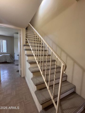 7660 E HIGHLAND Avenue, Scottsdale, AZ 85251