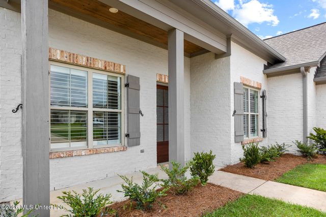 123 Freeland Lane, Clinton, MS 39056