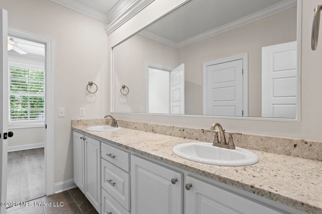 123 Freeland Lane, Clinton, MS 39056