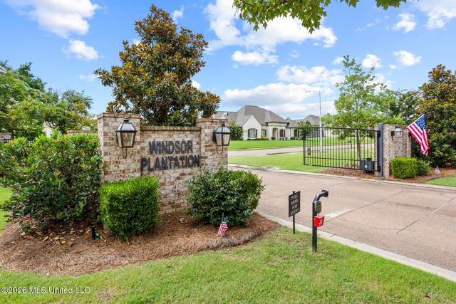 123 Freeland Lane, Clinton, MS 39056