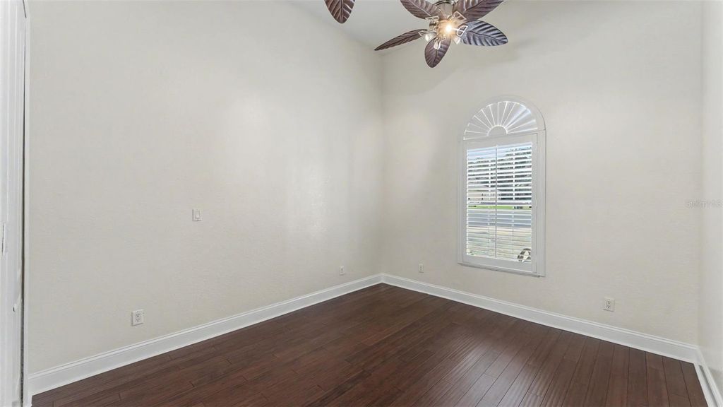 Image 17 of property listing at 2943 OAK TREE LANE, Lakeland, FL 33810