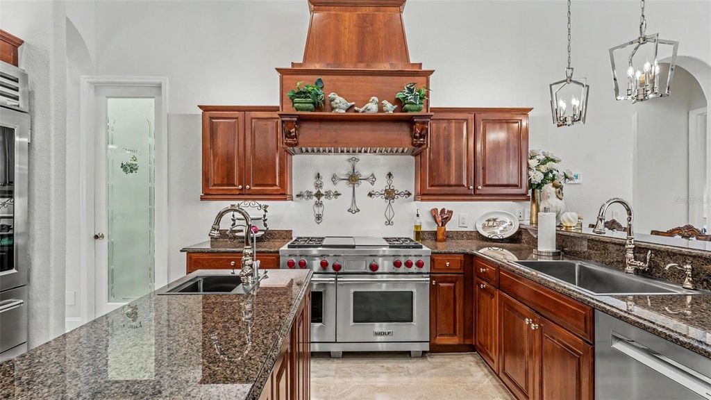 Image 24 of property listing at 2943 OAK TREE LANE, Lakeland, FL 33810
