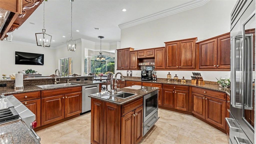 Image 26 of property listing at 2943 OAK TREE LANE, Lakeland, FL 33810