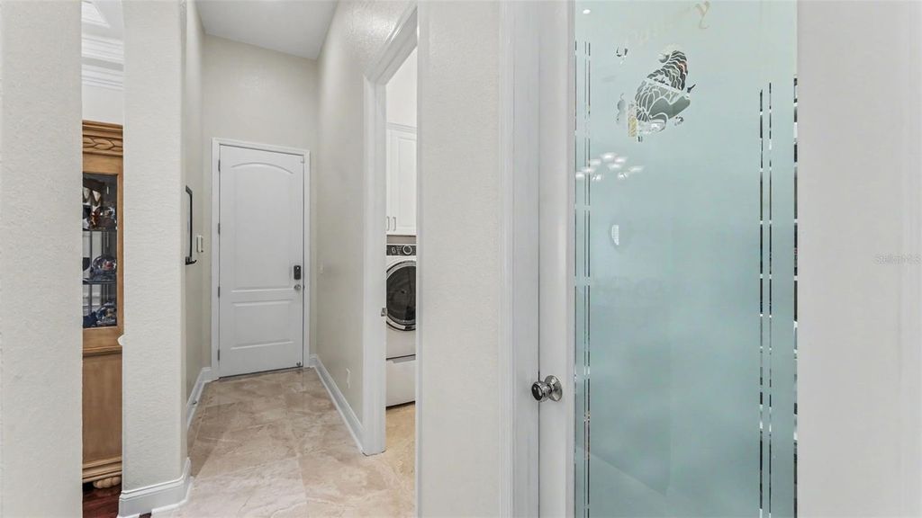 Image 28 of property listing at 2943 OAK TREE LANE, Lakeland, FL 33810