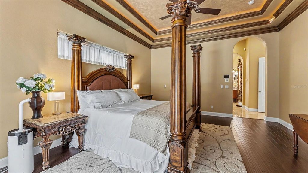 Image 35 of property listing at 2943 OAK TREE LANE, Lakeland, FL 33810