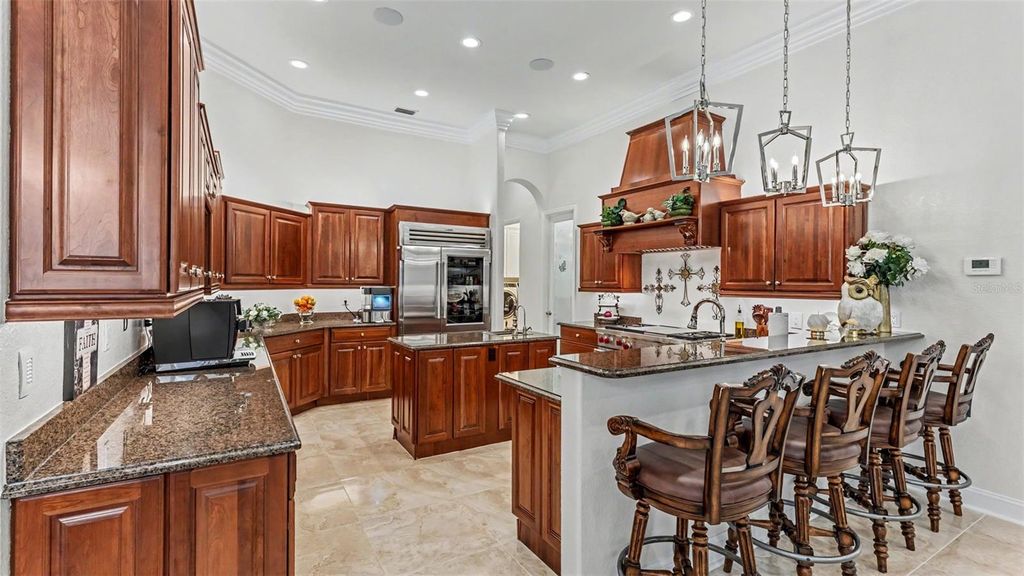 Image 8 of property listing at 2943 OAK TREE LANE, Lakeland, FL 33810
