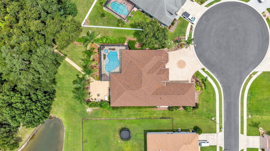 Image 73 of property listing at 2943 OAK TREE LANE, Lakeland, FL 33810