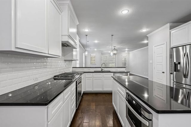 2609 & 2611 Mccart Avenue, Fort Worth, TX 76110