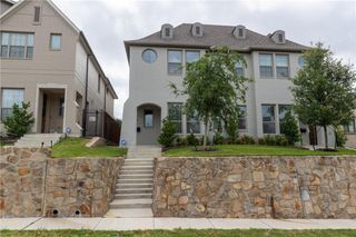 2609 & 2611 Mccart Avenue, Fort Worth, TX 76110