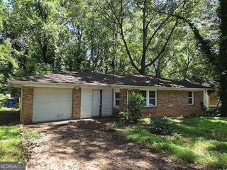 1627 Hasty Place NW, Atlanta, GA 30318