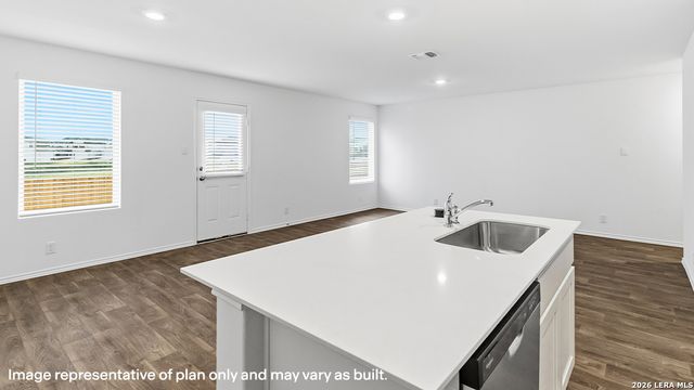 5942 Celestite Bend, San Antonio, TX 78222