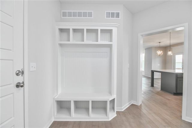 2673 W Park Street, Olathe, KS 66061