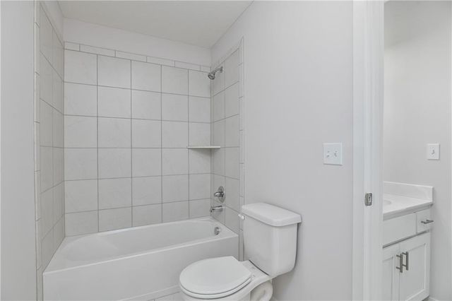 2673 W Park Street, Olathe, KS 66061