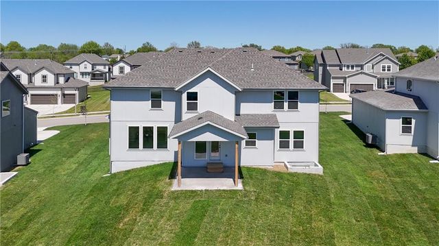 2673 W Park Street, Olathe, KS 66061