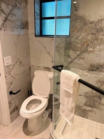 4417 SW 38th Terrace, Dania Beach, FL 33312