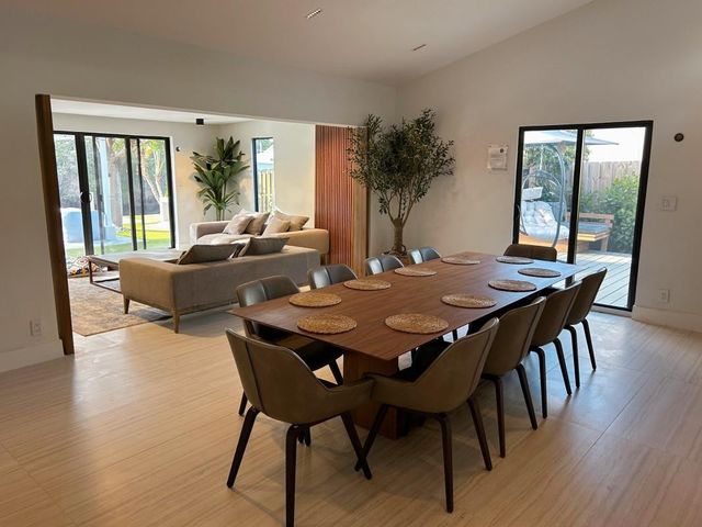 4417 SW 38th Terrace, Dania Beach, FL 33312