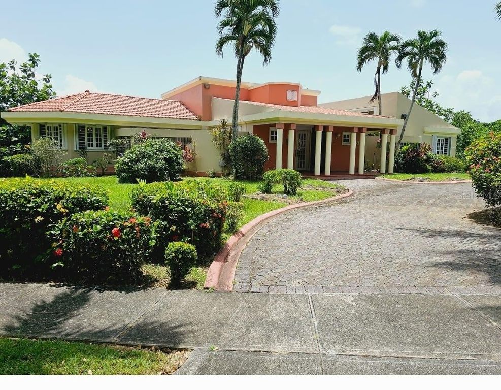 17 RECREO, Caguas, PR 00725