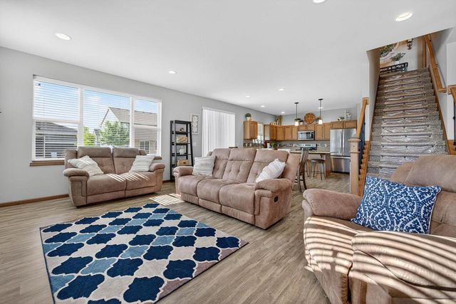 2319 Leopold Way, Sun Prairie, WI 53590