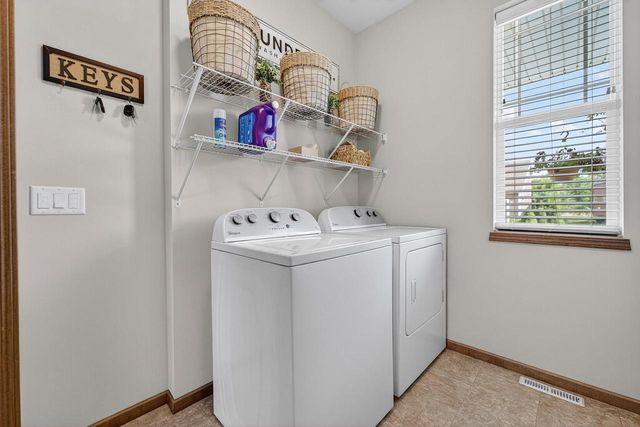 2319 Leopold Way, Sun Prairie, WI 53590