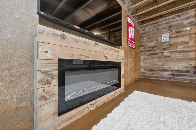 2319 Leopold Way, Sun Prairie, WI 53590