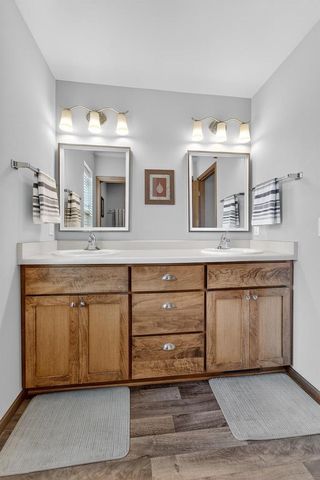 2319 Leopold Way, Sun Prairie, WI 53590