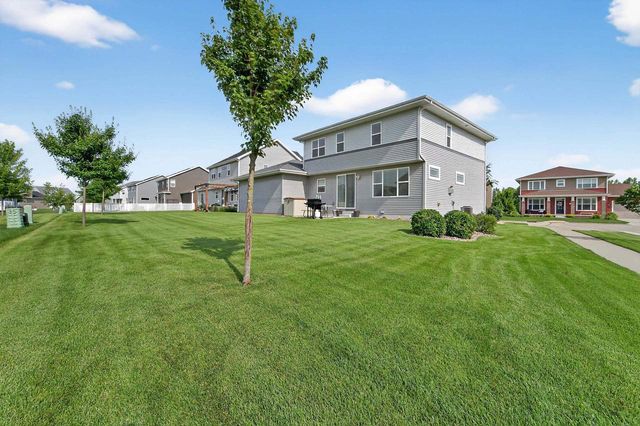 2319 Leopold Way, Sun Prairie, WI 53590