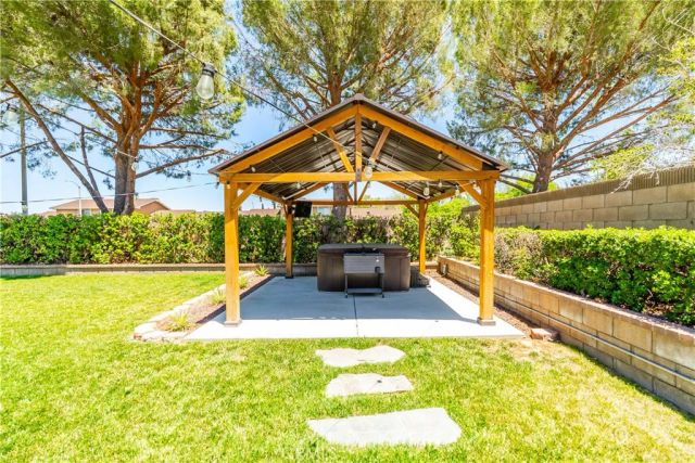 44136 Shad Street, Lancaster, CA 93536