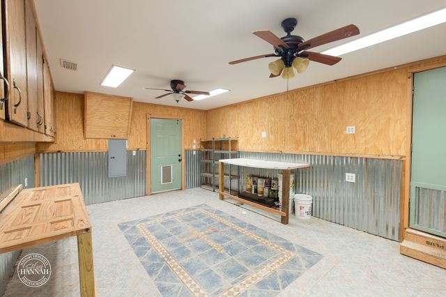 2884 Lakewood Drive, Shreveport, LA 71107