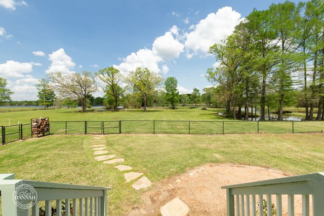 2884 Lakewood Drive, Shreveport, LA 71107