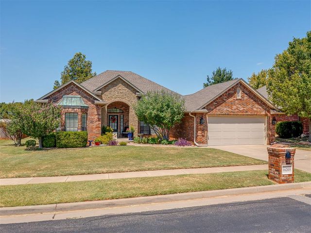 16205 Old Oak Drive, Edmond, OK 73013