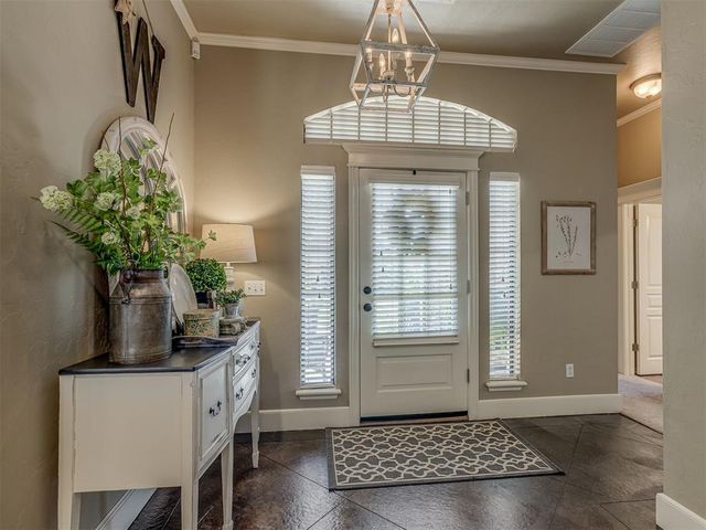 16205 Old Oak Drive, Edmond, OK 73013